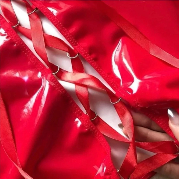 لباس خواب فانتزی تونیک چرمی ورنی پشت بندی گت دار