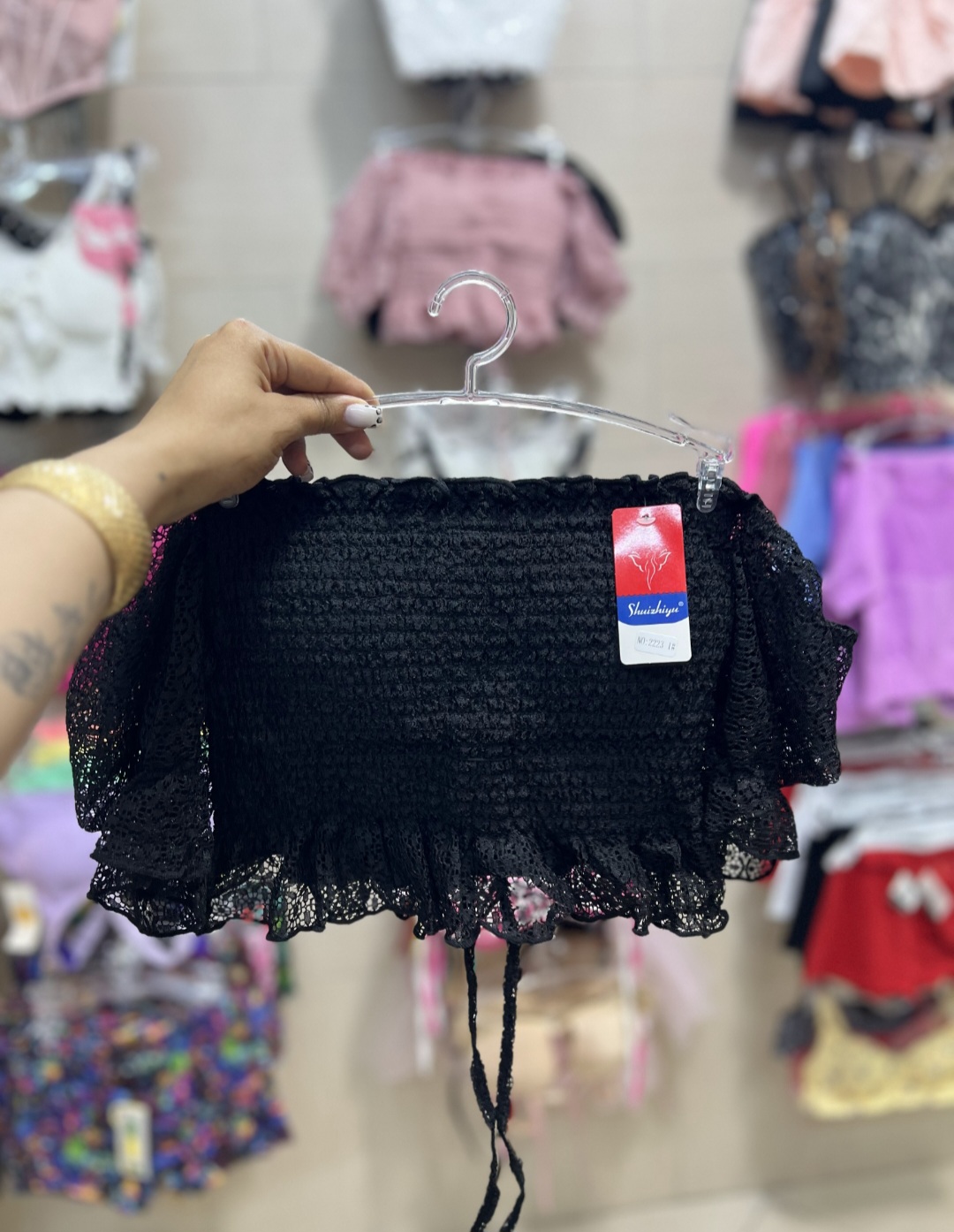 کراپ تاپ وارداتی عروسک چین دار آستین پفکی